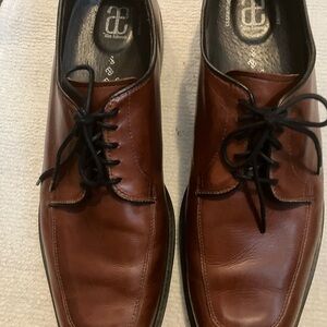 Allen Edmonds Chestnut Leather Oxfords